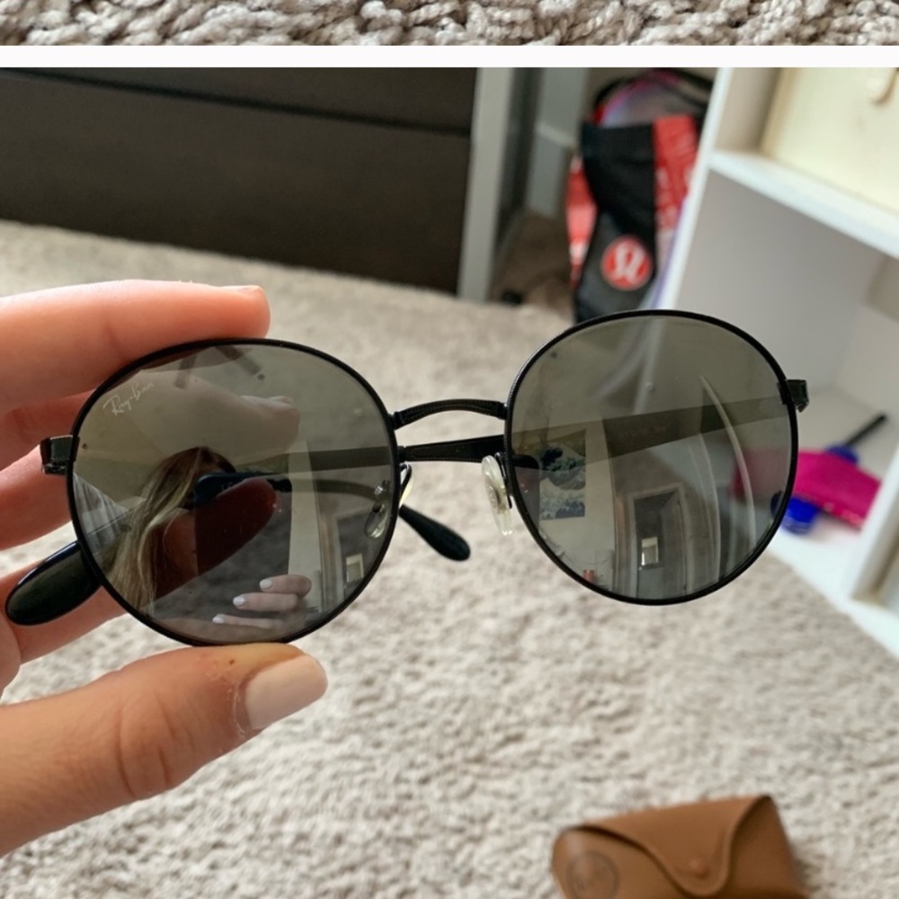 Reflective Ray Bans !